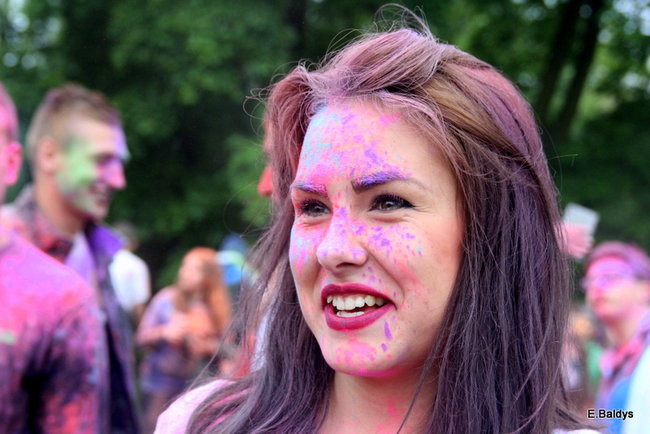 Kolorowe szaleństwo pod PWSZ ( zdjęcia)