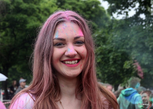 Kolorowe szaleństwo pod PWSZ ( zdjęcia)