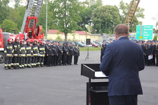 Odznaczenia, wyróżnienia i awanse u strażaków (zdjęcia)