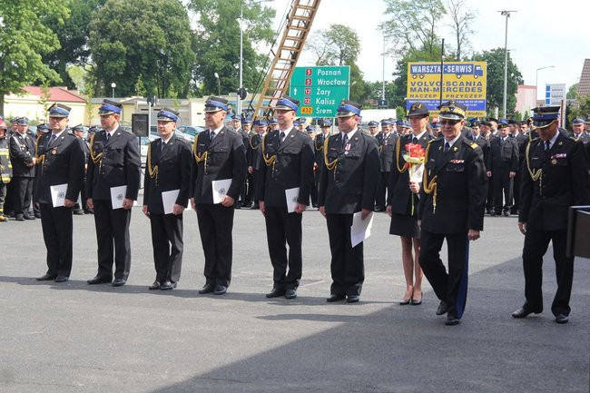 Odznaczenia, wyróżnienia i awanse u strażaków (zdjęcia)