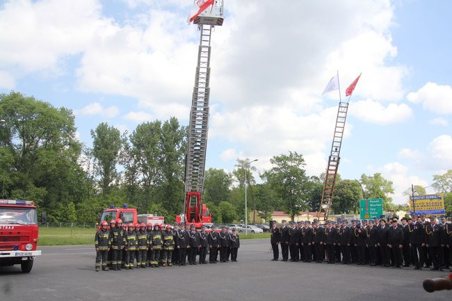 Odznaczenia, wyróżnienia i awanse u strażaków (zdjęcia)