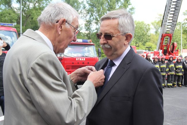 Odznaczenia, wyróżnienia i awanse u strażaków (zdjęcia)