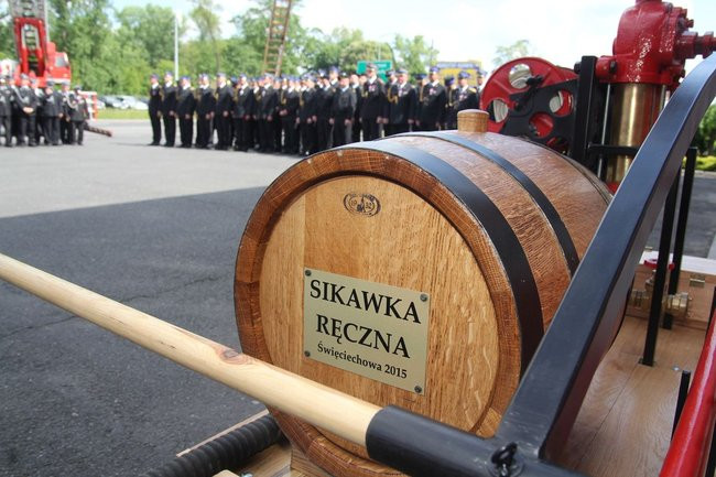 Odznaczenia, wyróżnienia i awanse u strażaków (zdjęcia)