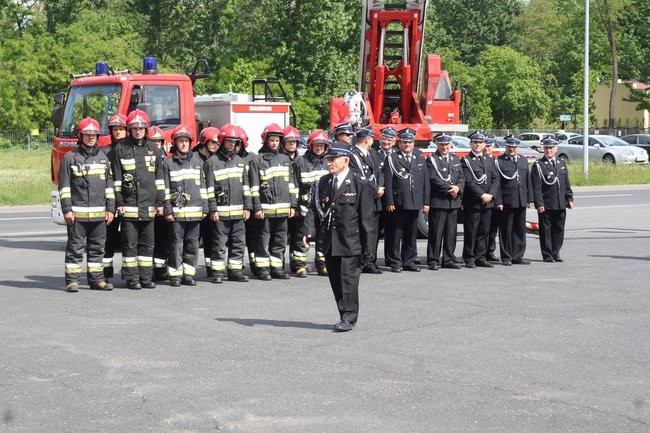 Odznaczenia, wyróżnienia i awanse u strażaków (zdjęcia)