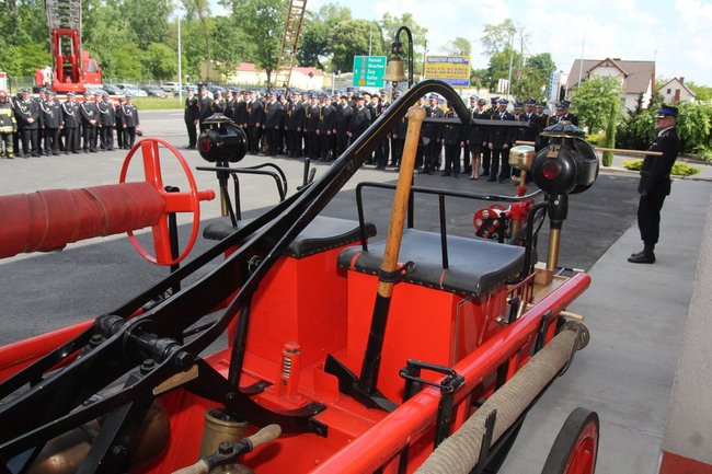 Odznaczenia, wyróżnienia i awanse u strażaków (zdjęcia)