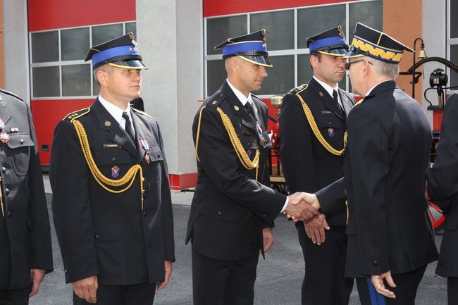 Odznaczenia, wyróżnienia i awanse u strażaków (zdjęcia)