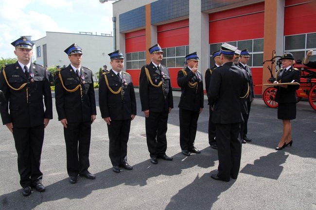 Odznaczenia, wyróżnienia i awanse u strażaków (zdjęcia)