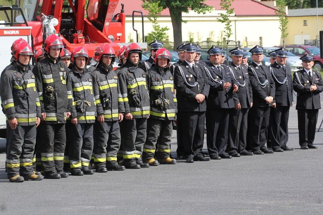 Odznaczenia, wyróżnienia i awanse u strażaków (zdjęcia)