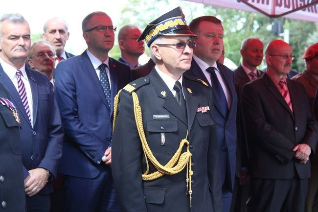 Odznaczenia, wyróżnienia i awanse u strażaków (zdjęcia)