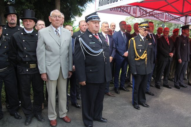 Odznaczenia, wyróżnienia i awanse u strażaków (zdjęcia)