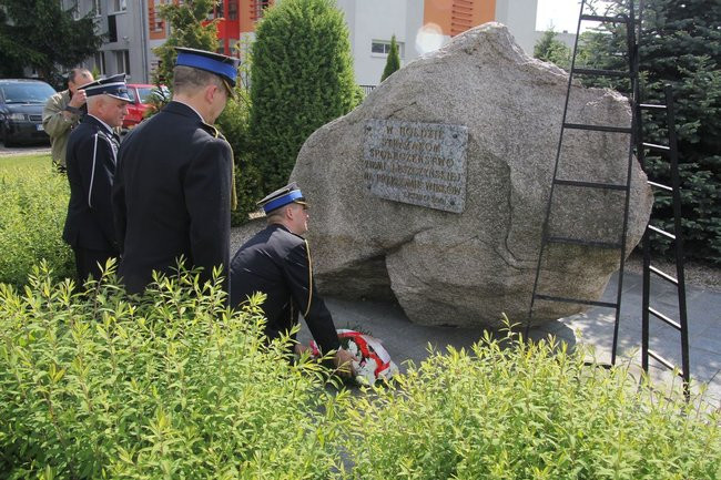 Odznaczenia, wyróżnienia i awanse u strażaków (zdjęcia)