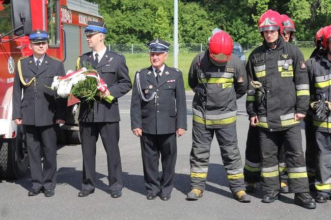 Odznaczenia, wyróżnienia i awanse u strażaków (zdjęcia)