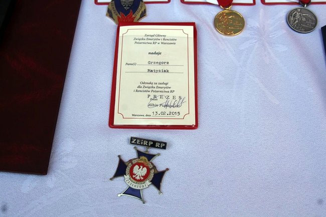 Odznaczenia, wyróżnienia i awanse u strażaków (zdjęcia)