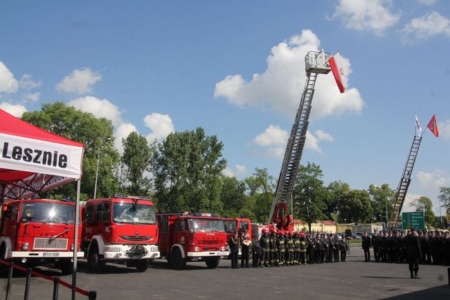 Odznaczenia, wyróżnienia i awanse u strażaków (zdjęcia)