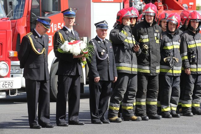 Odznaczenia, wyróżnienia i awanse u strażaków (zdjęcia)