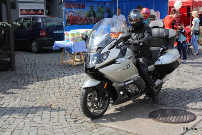 Motocyklowa nostalgia na leszczyńskim rynku (zdjęcia)