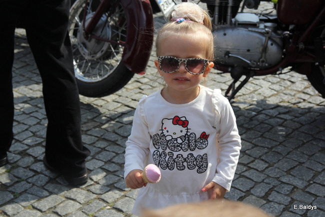 Motocyklowa nostalgia na leszczyńskim rynku (zdjęcia)