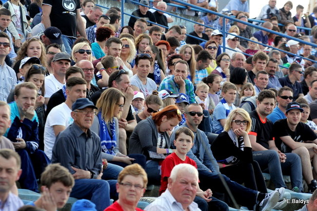 Kibice Unii wierni do końca (zdjęcia)