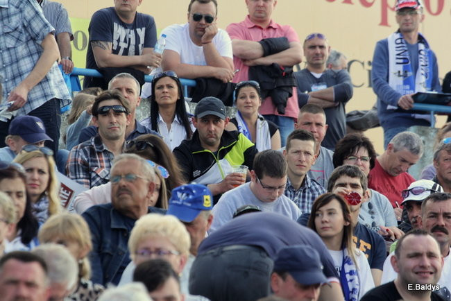 Kibice Unii wierni do końca (zdjęcia)