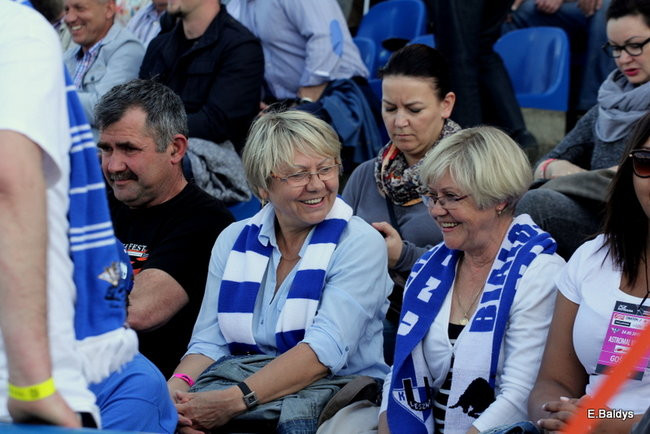 Kibice Unii wierni do końca (zdjęcia)