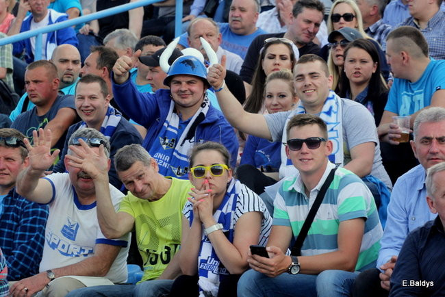 Kibice Unii wierni do końca (zdjęcia)