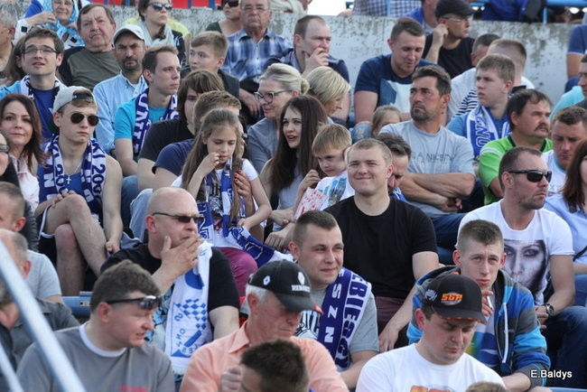 Kibice Unii wierni do końca (zdjęcia)