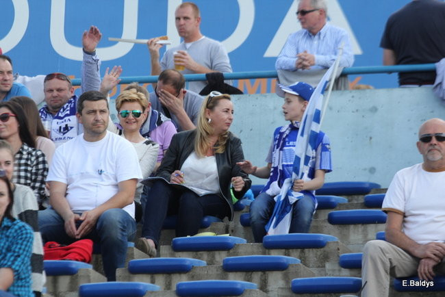 Kibice Unii wierni do końca (zdjęcia)