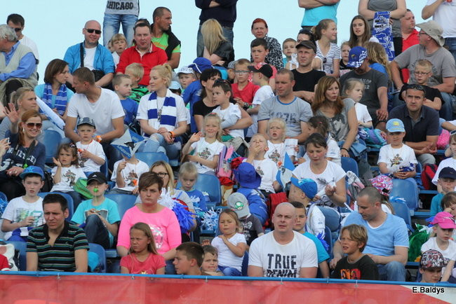 Kibice Unii wierni do końca (zdjęcia)