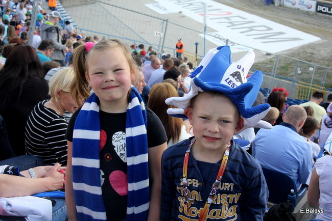 Kibice Unii wierni do końca (zdjęcia)