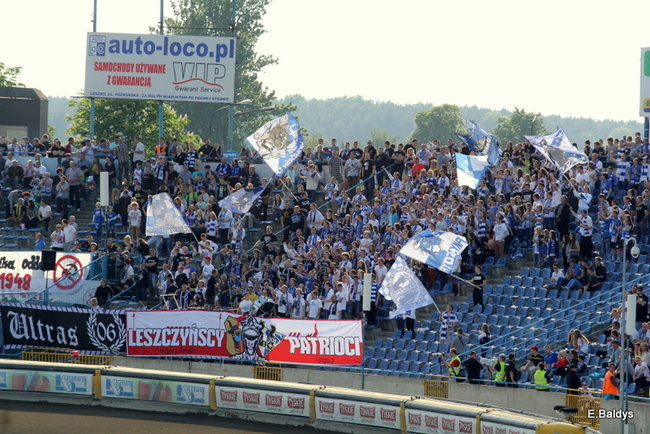 Kibice Unii wierni do końca (zdjęcia)