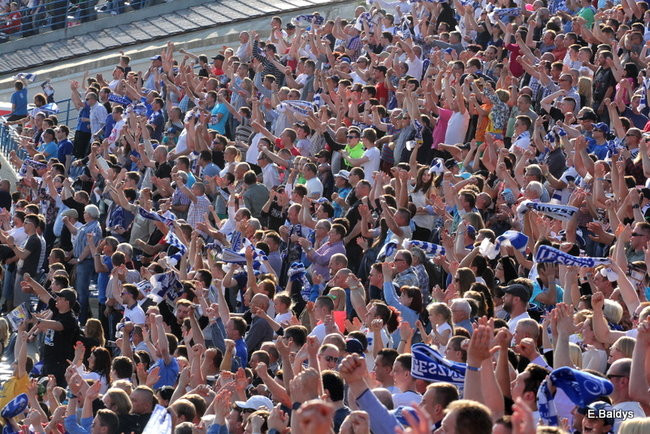 Kibice Unii wierni do końca (zdjęcia)