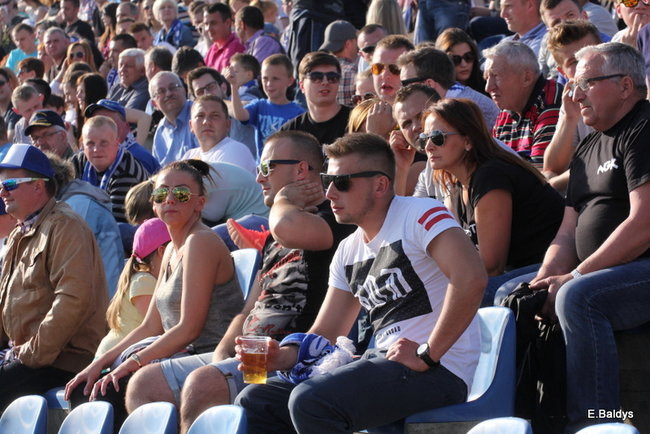 Kibice Unii wierni do końca (zdjęcia)