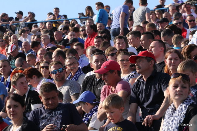 Kibice Unii wierni do końca (zdjęcia)