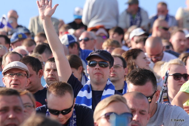 Kibice Unii wierni do końca (zdjęcia)