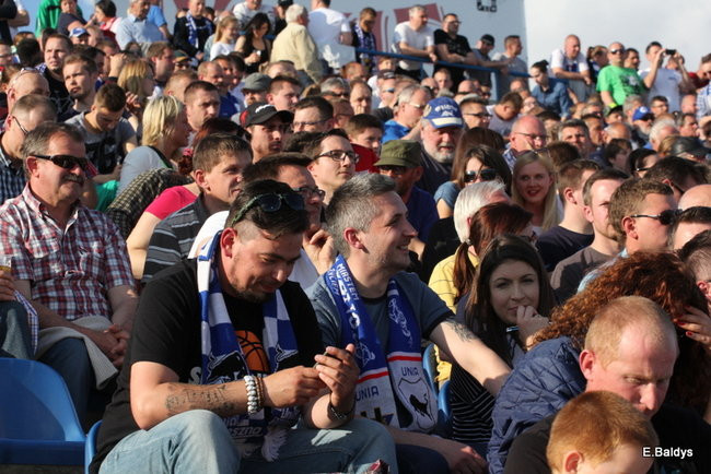 Kibice Unii wierni do końca (zdjęcia)