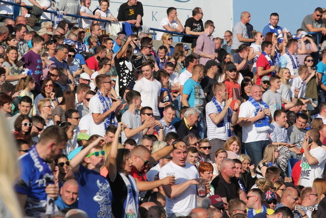 Kibice Unii wierni do końca (zdjęcia)