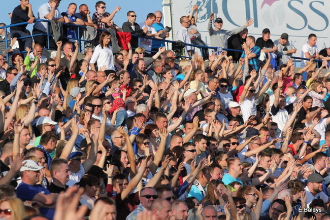 Kibice Unii wierni do końca (zdjęcia)