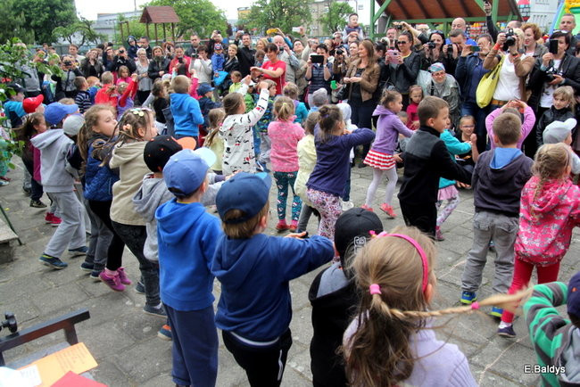 Słoneczny festyn w PM 3 (zdjęcia)
