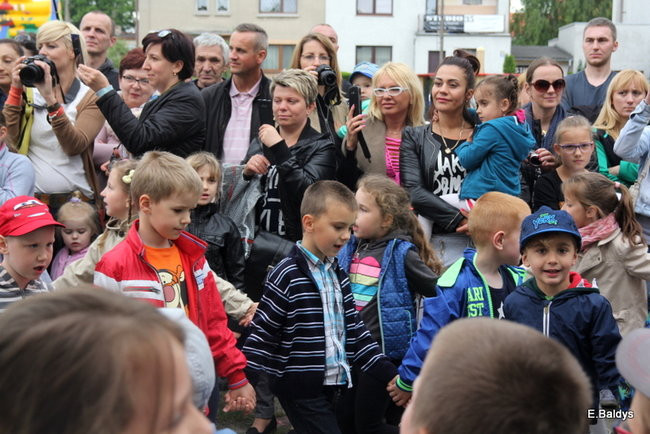 Słoneczny festyn w PM 3 (zdjęcia)