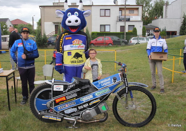 Słoneczny festyn w PM 3 (zdjęcia)