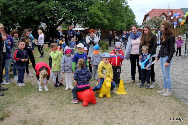 Słoneczny festyn w PM 3 (zdjęcia)