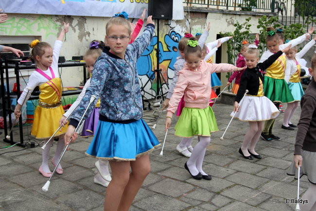 Słoneczny festyn w PM 3 (zdjęcia)