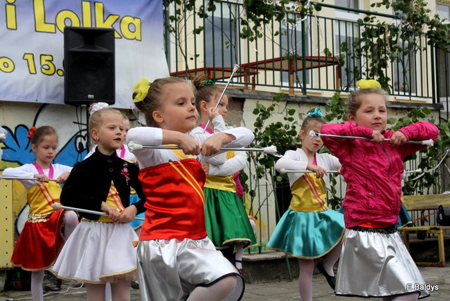 Słoneczny festyn w PM 3 (zdjęcia)