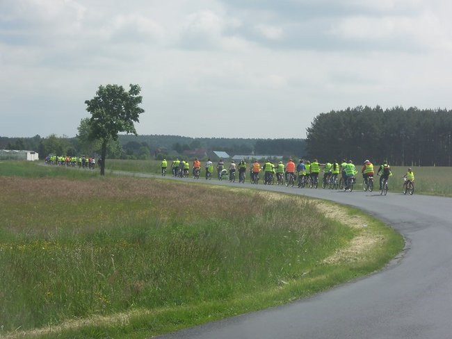 Siedemnaście kilometrów wśród pól i lasów (zdjęcia)