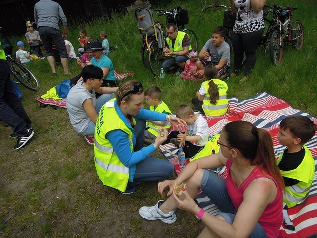 Siedemnaście kilometrów wśród pól i lasów (zdjęcia)
