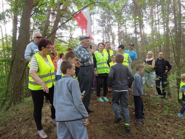 Siedemnaście kilometrów wśród pól i lasów (zdjęcia)