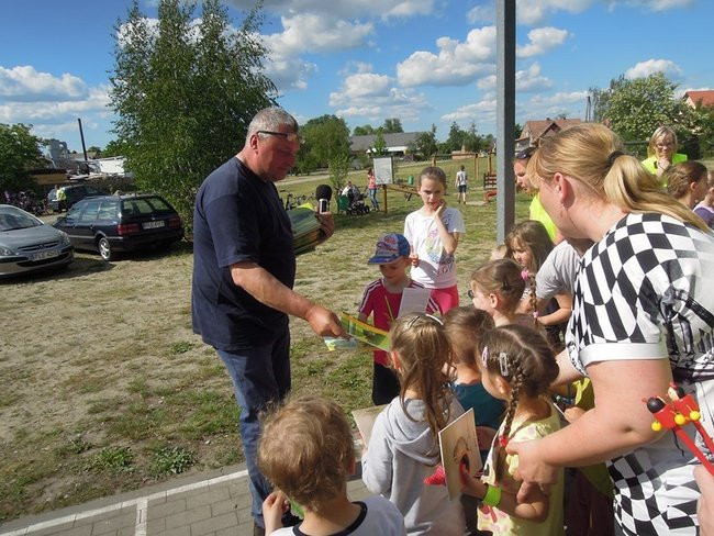 Siedemnaście kilometrów wśród pól i lasów (zdjęcia)