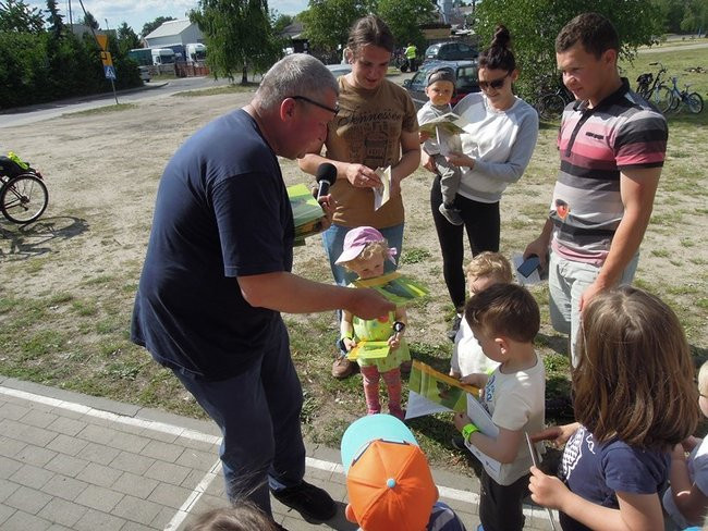 Siedemnaście kilometrów wśród pól i lasów (zdjęcia)