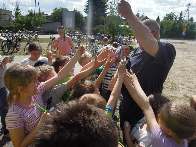 Siedemnaście kilometrów wśród pól i lasów (zdjęcia)