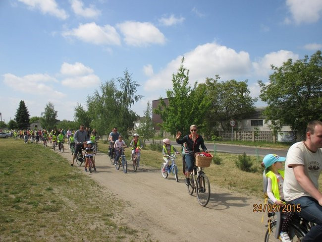 Siedemnaście kilometrów wśród pól i lasów (zdjęcia)